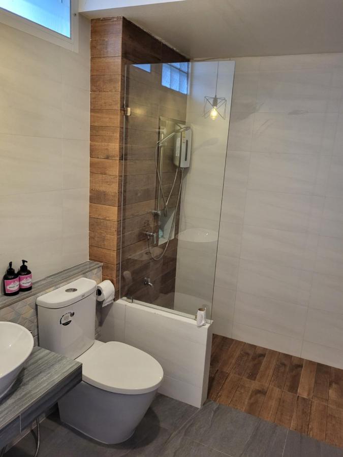 Pinky Hotel By Kanchana (Adults Only) Ko Lanta 外观 照片